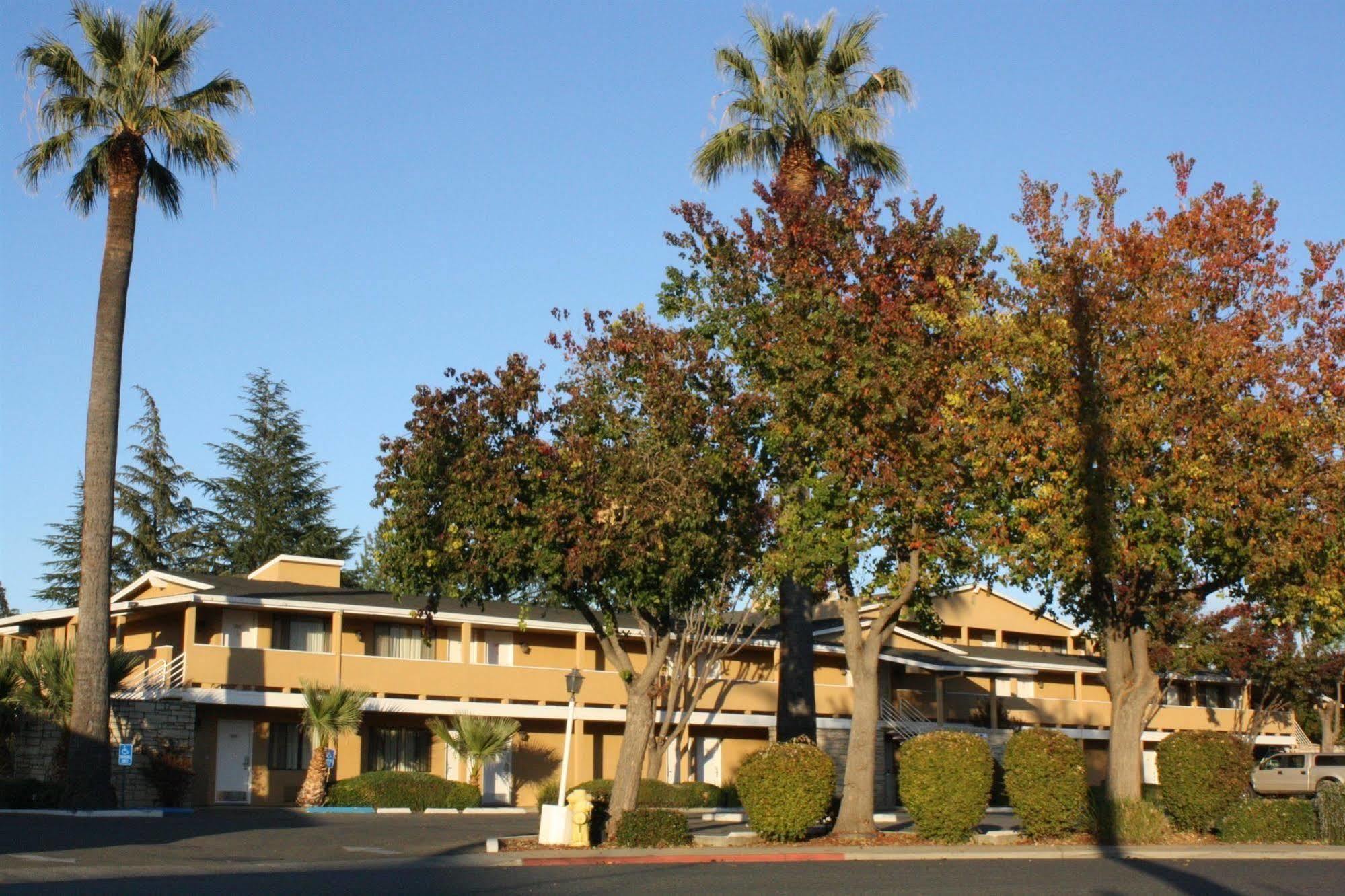 Red Roof Inn Yuba City Bonanza - Marysville Экстерьер фото